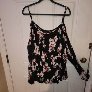 Torrid size 4 blouse